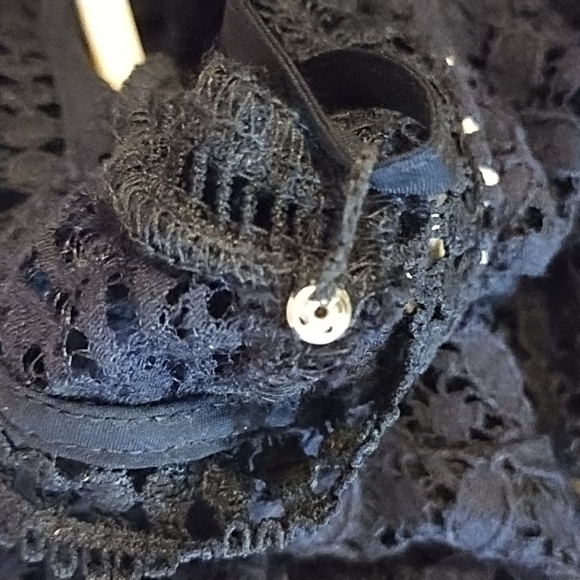 Gap Gorgeous Navy Lace Blouse W/Built In Removable Tank, Small - Picture 10 of 13